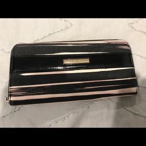 anne klein wallet monotone colors looks new